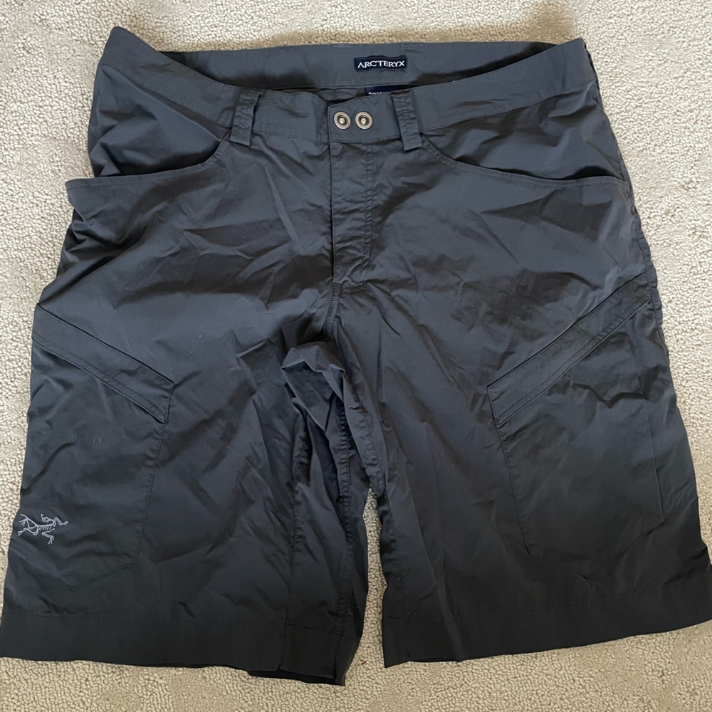 Arc’teryx Rampart Hiking Shorts Size 38